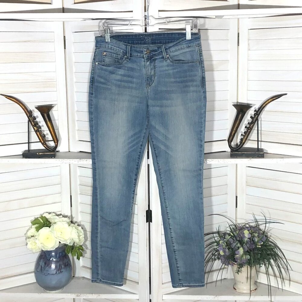 Levi's Denizen Light Blue Skinny Stretchy Jeans Size 28